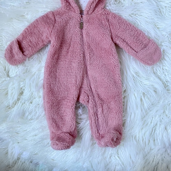 Carter’s Baby Girls Pink Sherpa Zipper Bear Bunting Snowsuit Size 0-3months - Picture 3 of 3